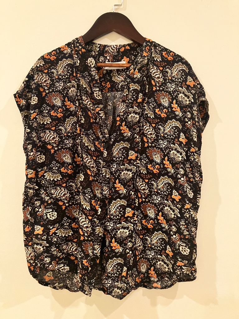 Nordstrom Treasure & Bond Black Blouse With Cream And Brown Floral Print — image 2 of 8